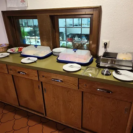 فندق Gasthof Kronprinzen 3*